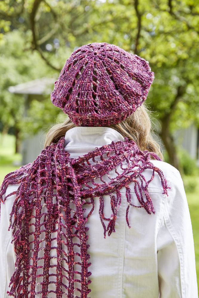 Beret and scarf, S9925