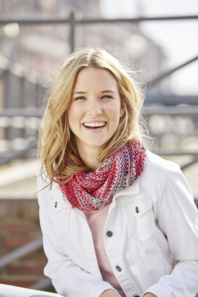 Infinity scarf with drop stitches, S9964
